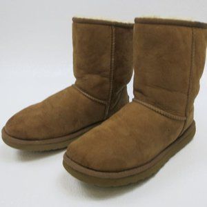 UGG Australia Classic Short Insulated Boots Shoes sz 6